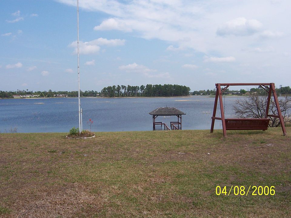 Waterfront on Lake Dupont.