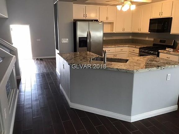 4th image of 9742 Silver Dusk Ct