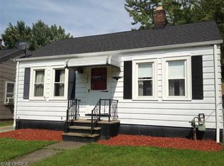 1561 Mapledale Rd, Wickliffe, OH 44092