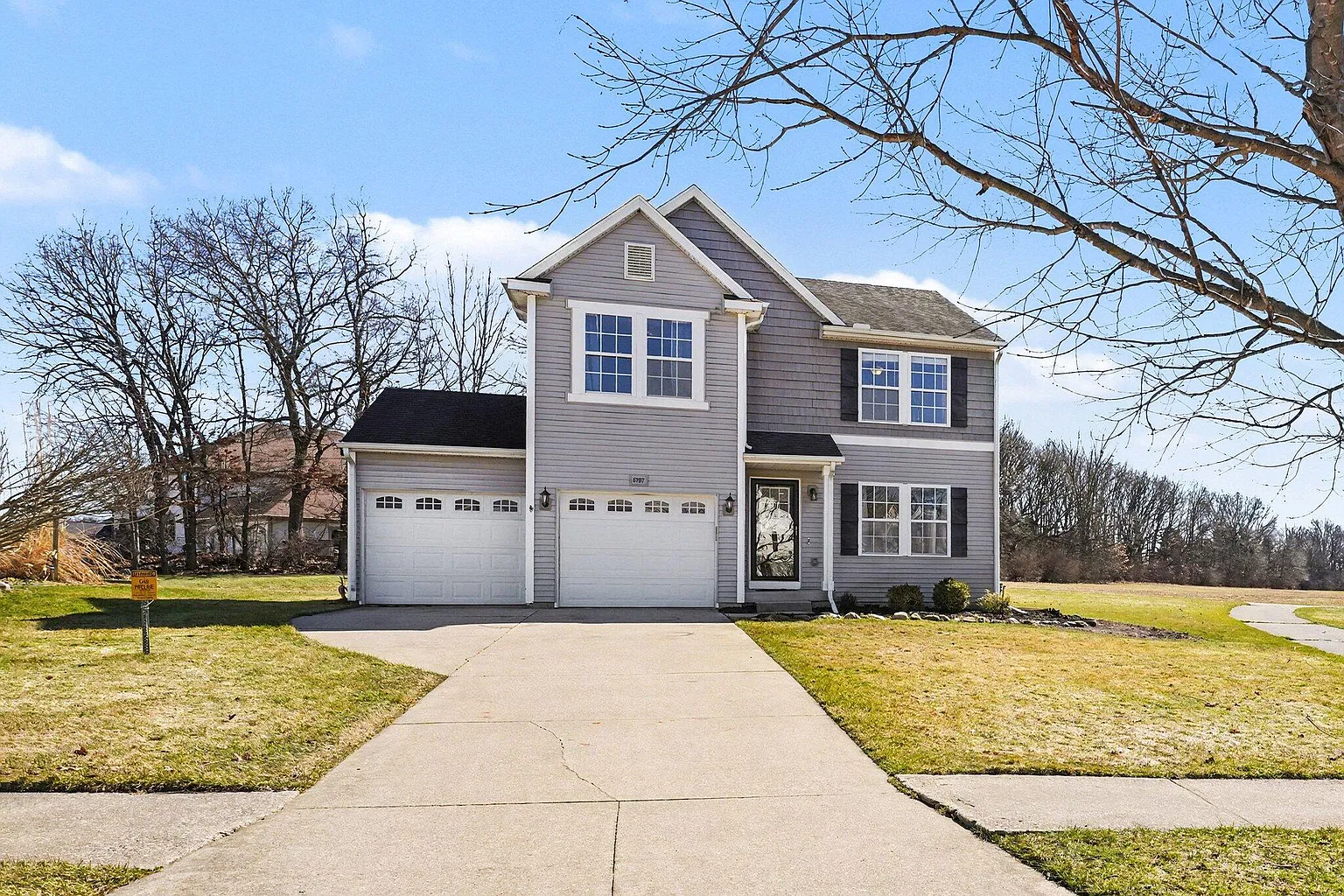 6787 Tiger Lily Dr photo 1