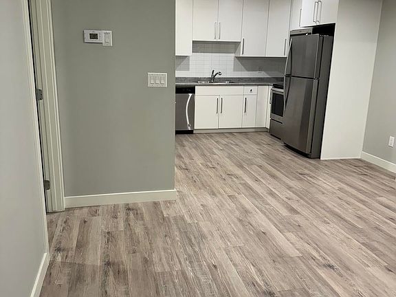 4th image of 6417 177th Ave NW