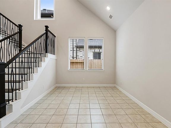 3rd image of 24239 Oakland Mist Ln