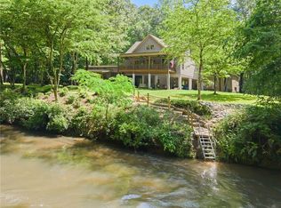 1088 Little Hawk Rd, Sautee Nacoochee, GA 30571