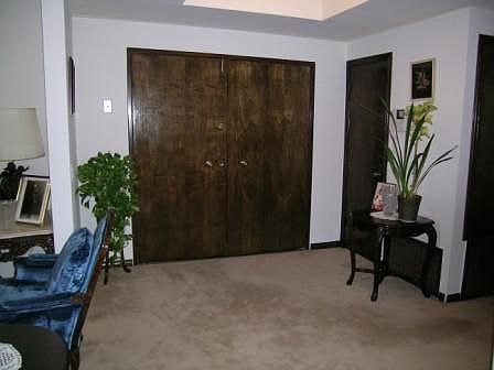 Entry to Unit