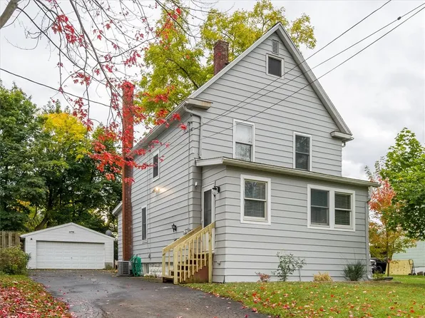 330 E Chestnut St, East Rochester, NY 14445