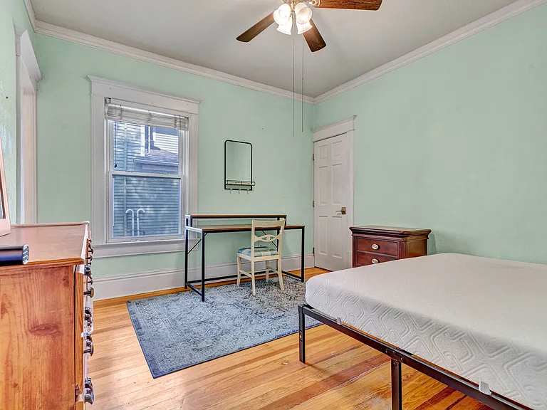 320 E Uintah St — Photo 17
