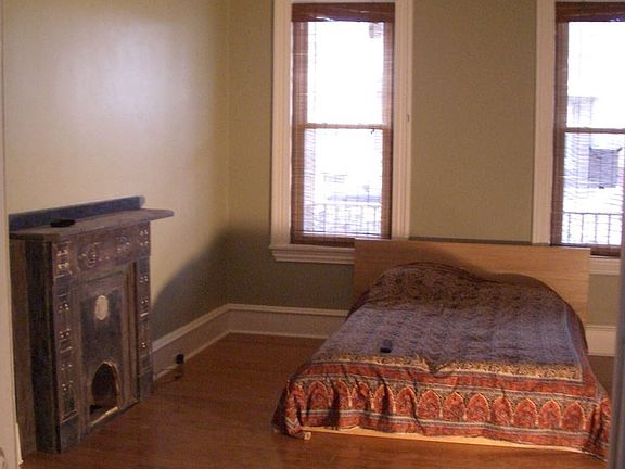 2nd image of 3467 Bowman St #1