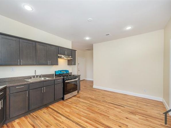 235 S 8th St #2