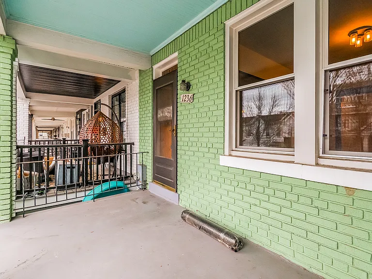 1236 Oates St NE — Photo 25