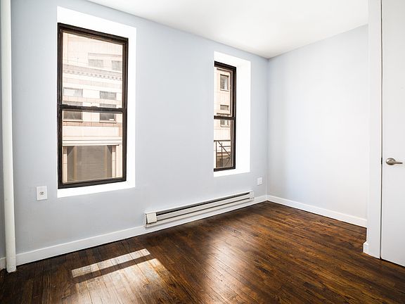 5th image of 310 W 49th St APT 4A