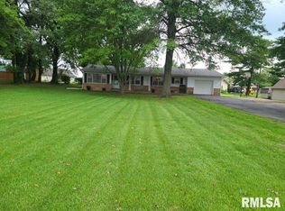 208 S Ferne Clyffe Rd, Goreville, IL 62939