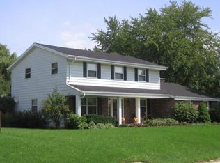 13100 W Crawford Dr, New Berlin, WI 53151
