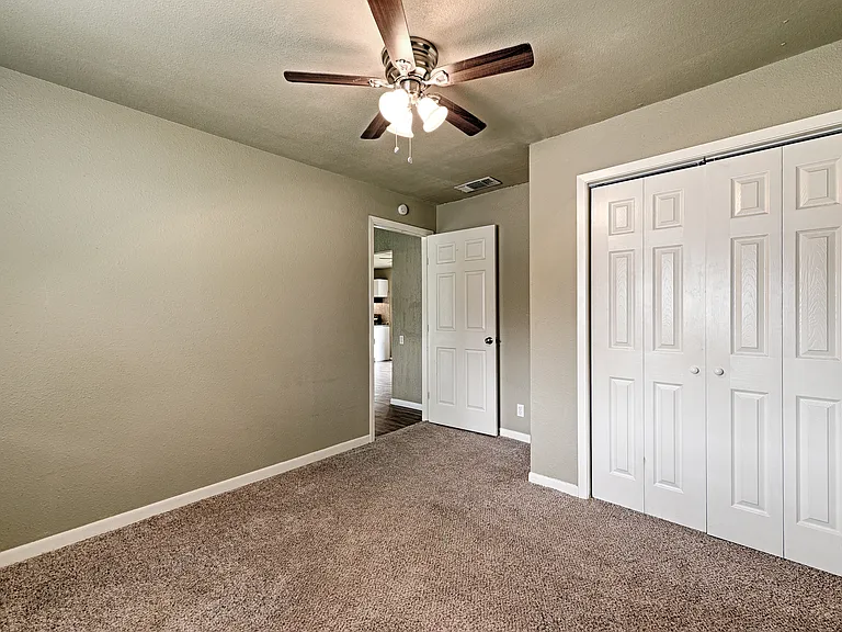 4909 Dalevale Ct — Photo 12