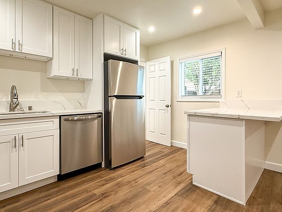 4th image of 3136B Casitas Ave