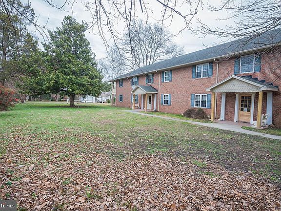 2nd image of 113 Garden Ln #1