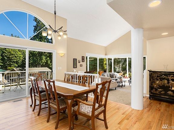 5th image of 4335 Fernbrook Dr