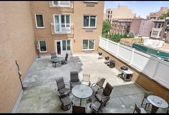 Rented by Daniel Gale Sotheby's International Realty | media 11