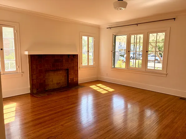 2339 W 21st St, Los Angeles, CA 90018