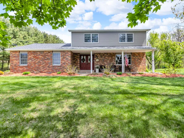 8690 Clinton Rd, Jackson, MI 49201