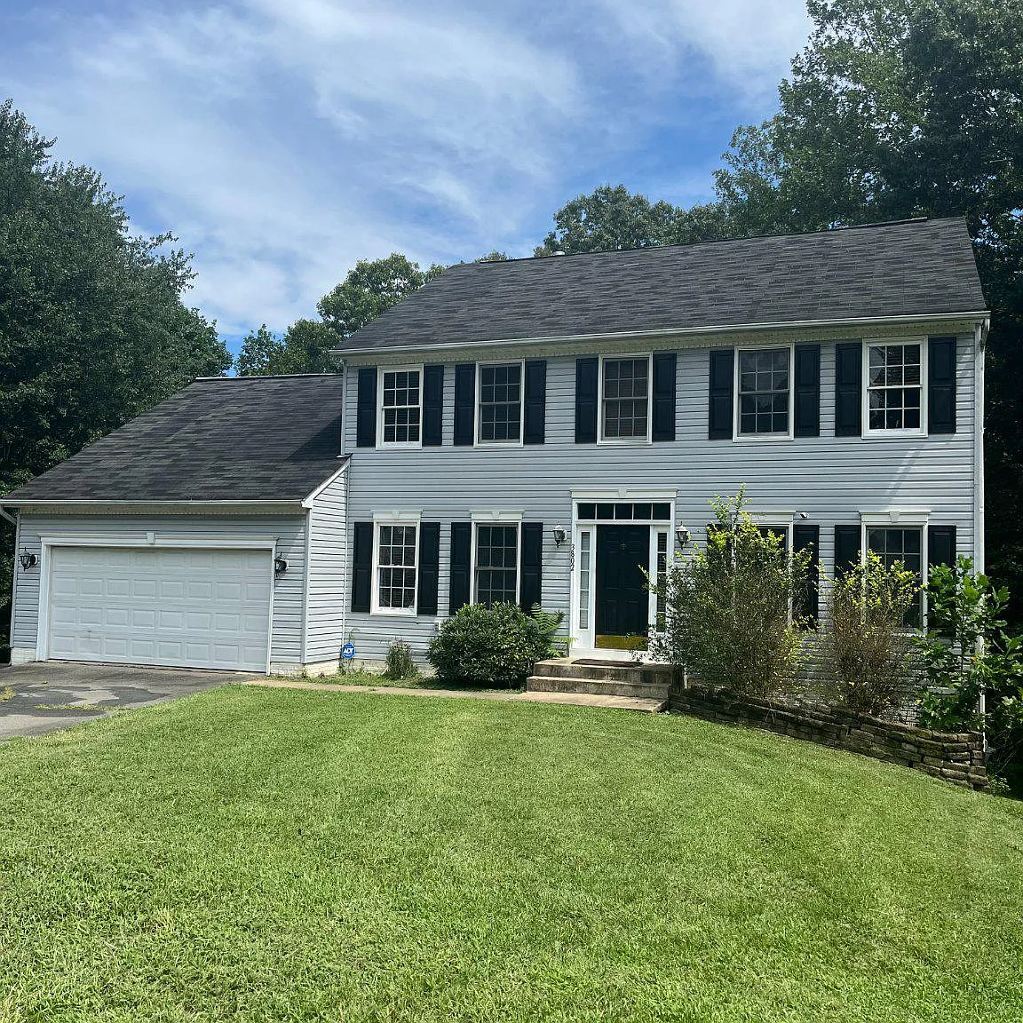 5 bed, 3.5 bath, 3314 sqft, $3,300 — Photo 1