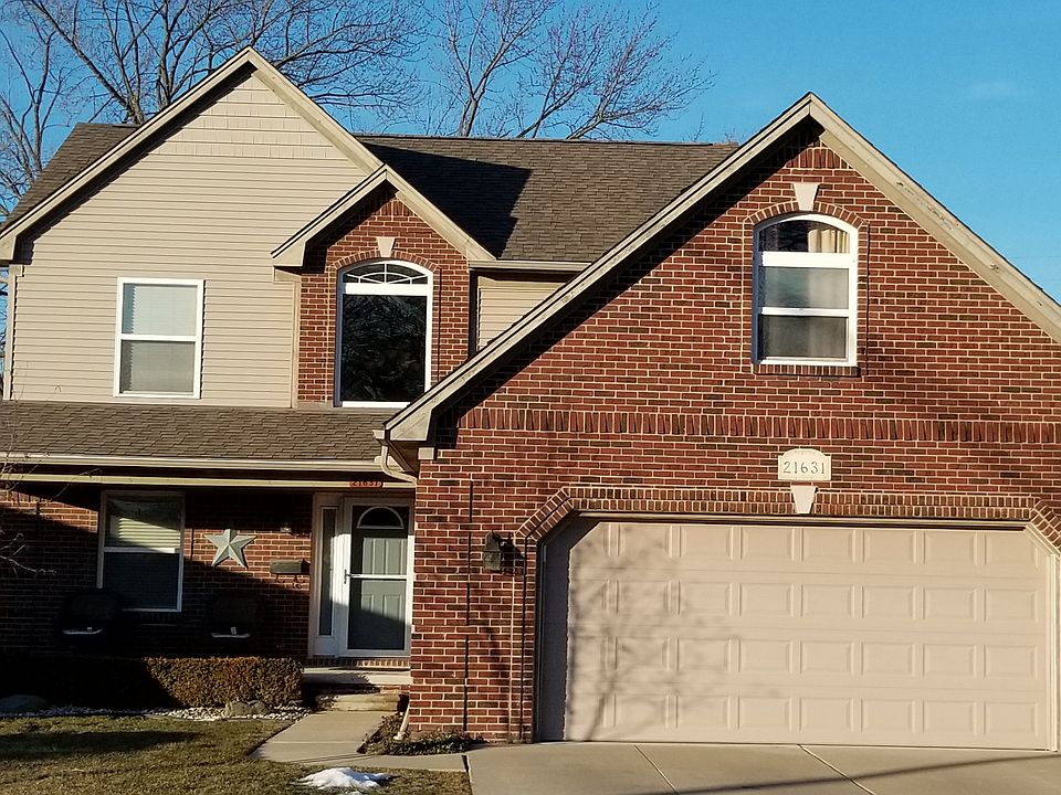 1st image of 21631 Sunnydale St