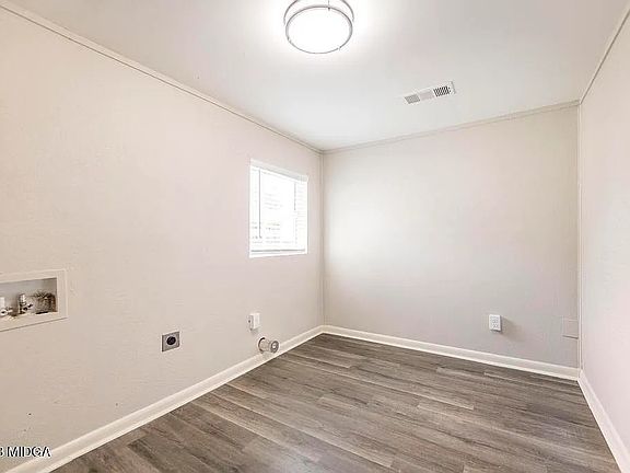 4th image of 379 Rogers Ave #1