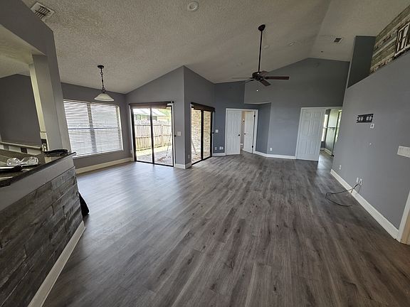 5th image of 2371 Piedmont Lakes Blvd