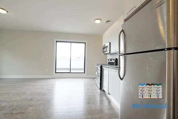 Rented by SBJ Brokerage, LLC | media 50