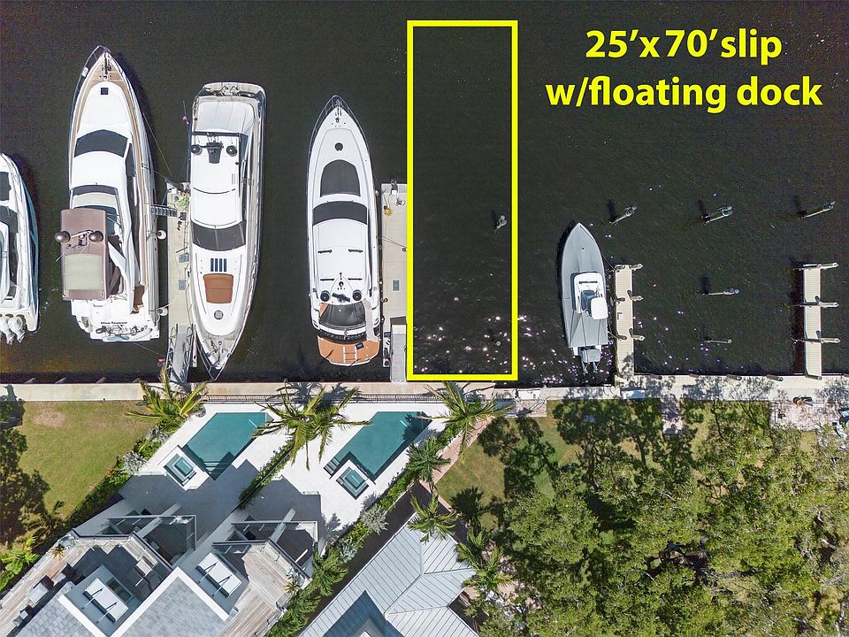 1st image of 621 SW 5 Place
