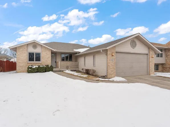 1317 Jacob Dr, Crown Point, IN 46307