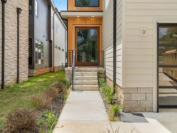 2nd image of 4009A Woodmont Blvd
