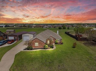 1476 Meadowbrook Ln, Nevada, TX 75173