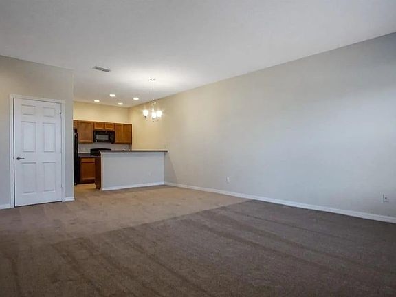 5th image of 1818 Coriander Dr
