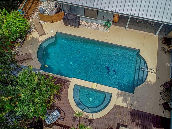 3rd image of 4954 Hubner Cir