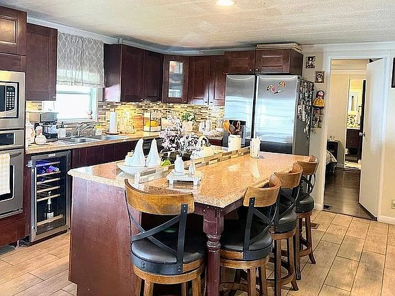 3rd image of 10550 W State Road 84 Unit 323