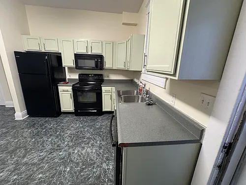 1338 Morton Ave #3 Photo 1