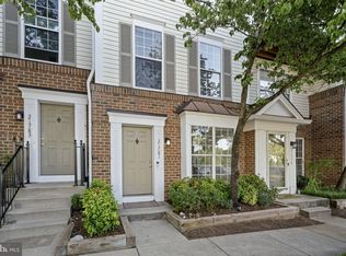 21781 Baldwin Sq, Sterling, VA 20164