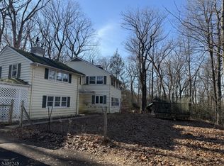 6 Dogwood Way, Basking Ridge, NJ 07920