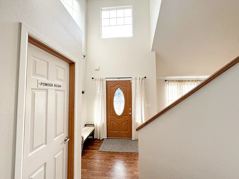 6832 Townsend Ln NE — Photo 6