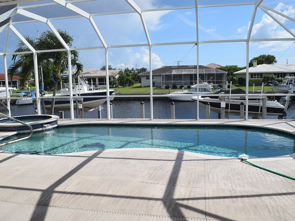Heated Pool & Hot Tub