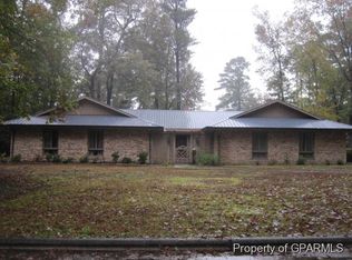200 Hargrove Dr, Robersonville, NC 27871