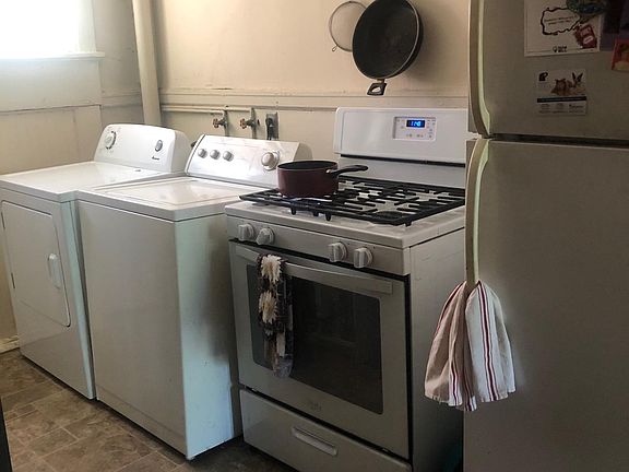 4th image of 3235 Hanover Ave APT A