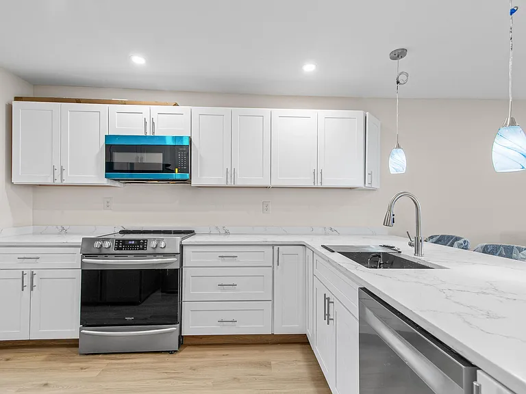 2901 S Palm Aire Dr #501 — Photo 11