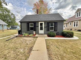 503 S 3rd St, Oregon, IL 61061