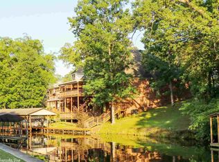 327 Kaufman Rd, Hot Springs, AR 71913