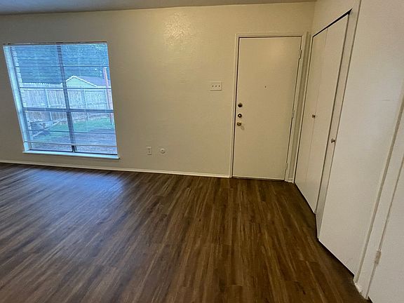 5th image of 6813 Newcastle Pl
