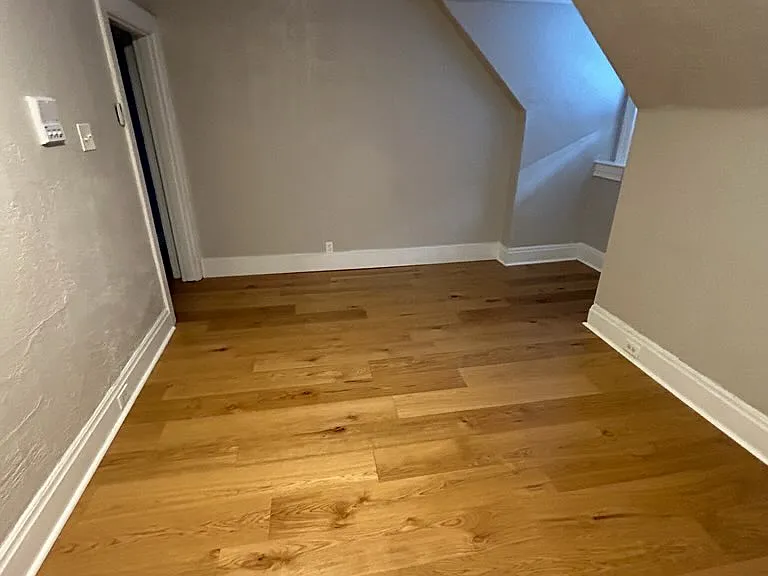 202 Stratford Ave #5 — Photo 8
