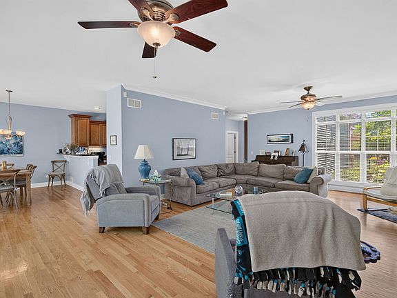 4th image of 176 Partridge Ln