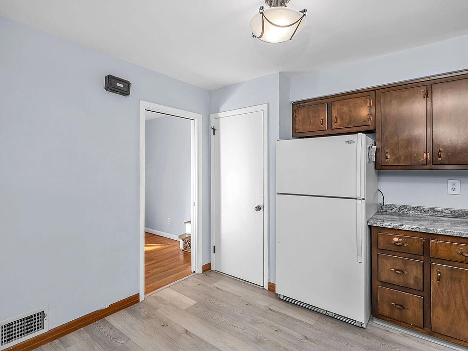 21 Demarest Ave, Closter, NJ 07624 Zillow