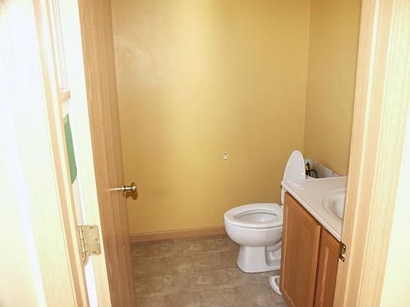 2nd image of 4563 Edgarton Dr